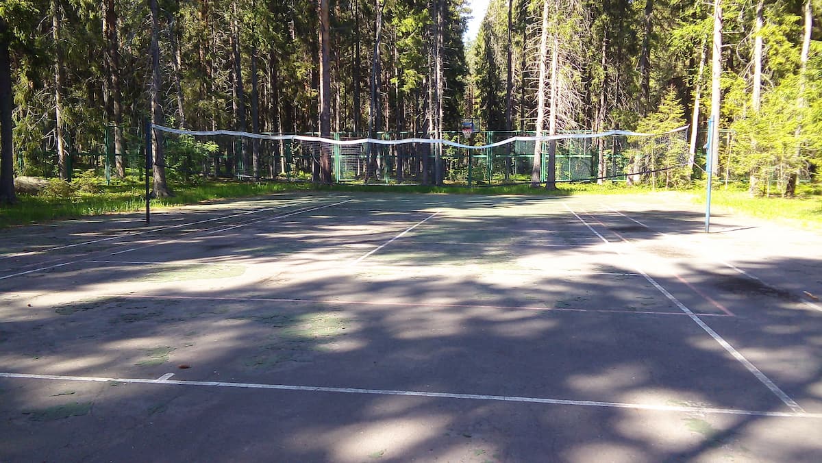 Спортивная площадка